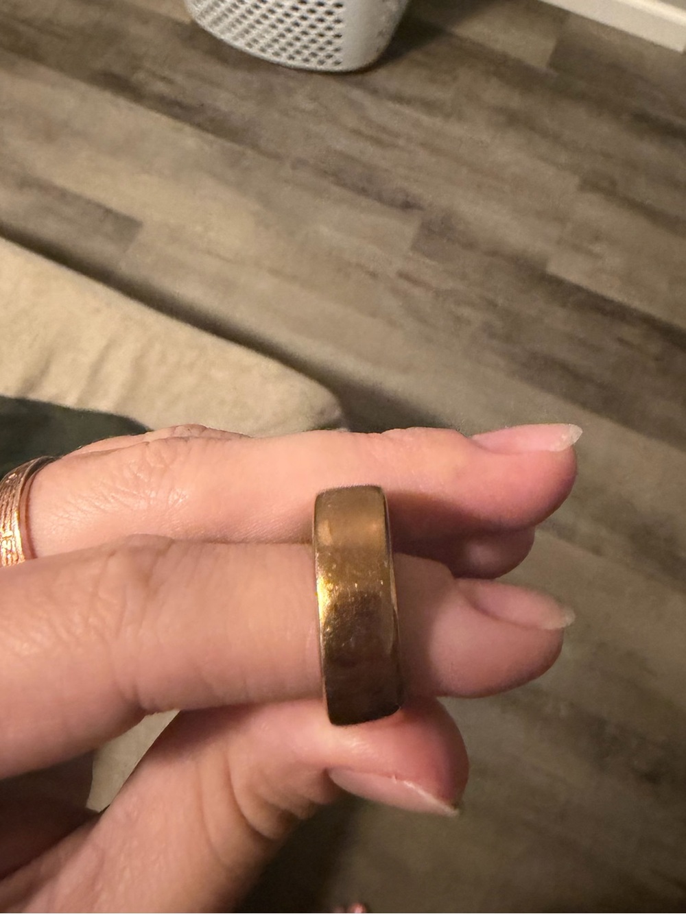 Gold Oura ring gen 3 with Black Charging Dock. Size 7